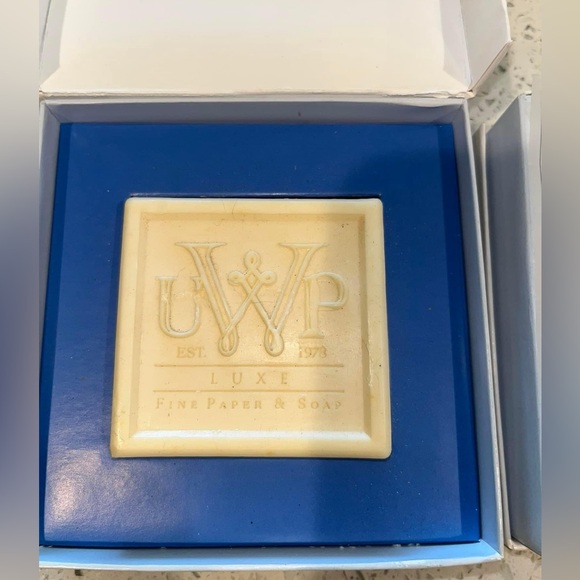 UWP Luxe Fine Paper & Soap 5 oz bars. MINT WITH BLUE AGAVE & WHITE TEA Set of 2 - Picture 3 of 4
